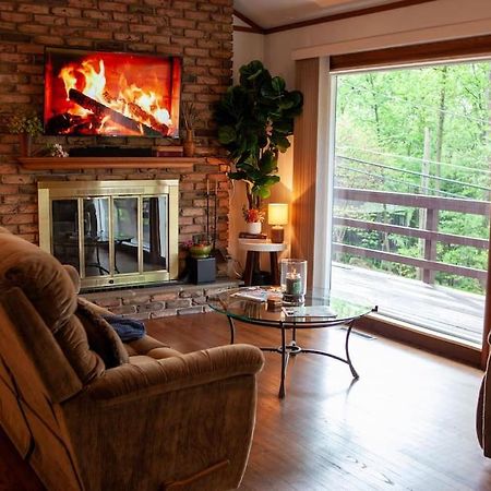 Modern Cabin With Hot Tub Grill Lake Beach Wineries Hiking Fishing And Hershey Park Family And Pet Friendly Superhosts On Ab&B Mount Gretna Экстерьер фото