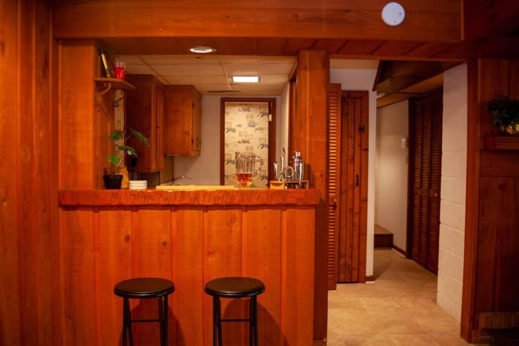 Modern Cabin With Hot Tub Grill Lake Beach Wineries Hiking Fishing And Hershey Park Family And Pet Friendly Superhosts On Ab&B Mount Gretna Экстерьер фото