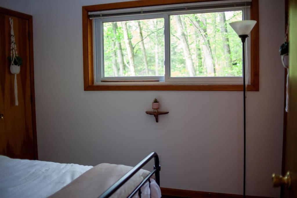 Modern Cabin With Hot Tub Grill Lake Beach Wineries Hiking Fishing And Hershey Park Family And Pet Friendly Superhosts On Ab&B Mount Gretna Экстерьер фото